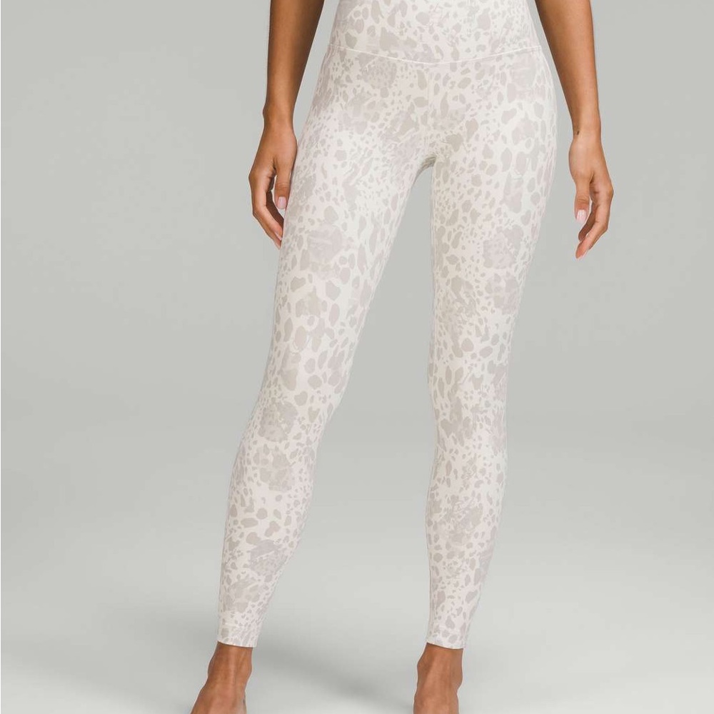 NWT Lululemon 25” Align Pant White Camo Multi